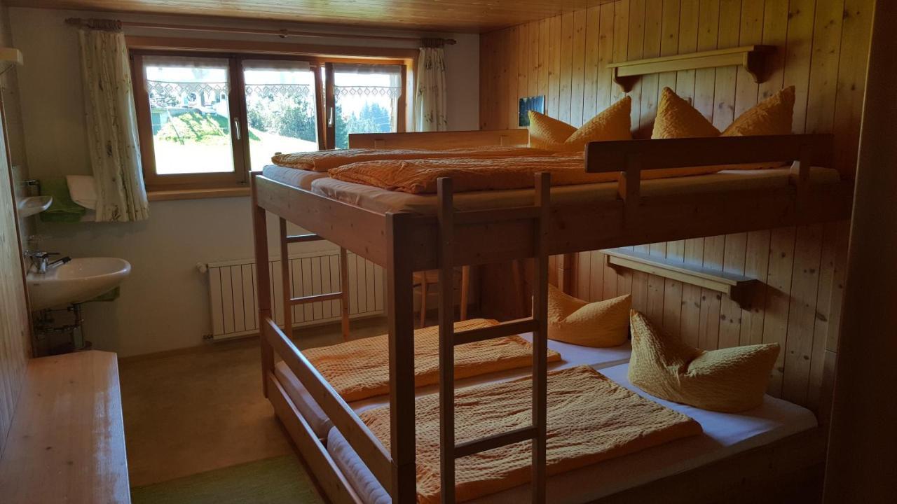 Alpengasthof Brueggele Alberschwende Room photo