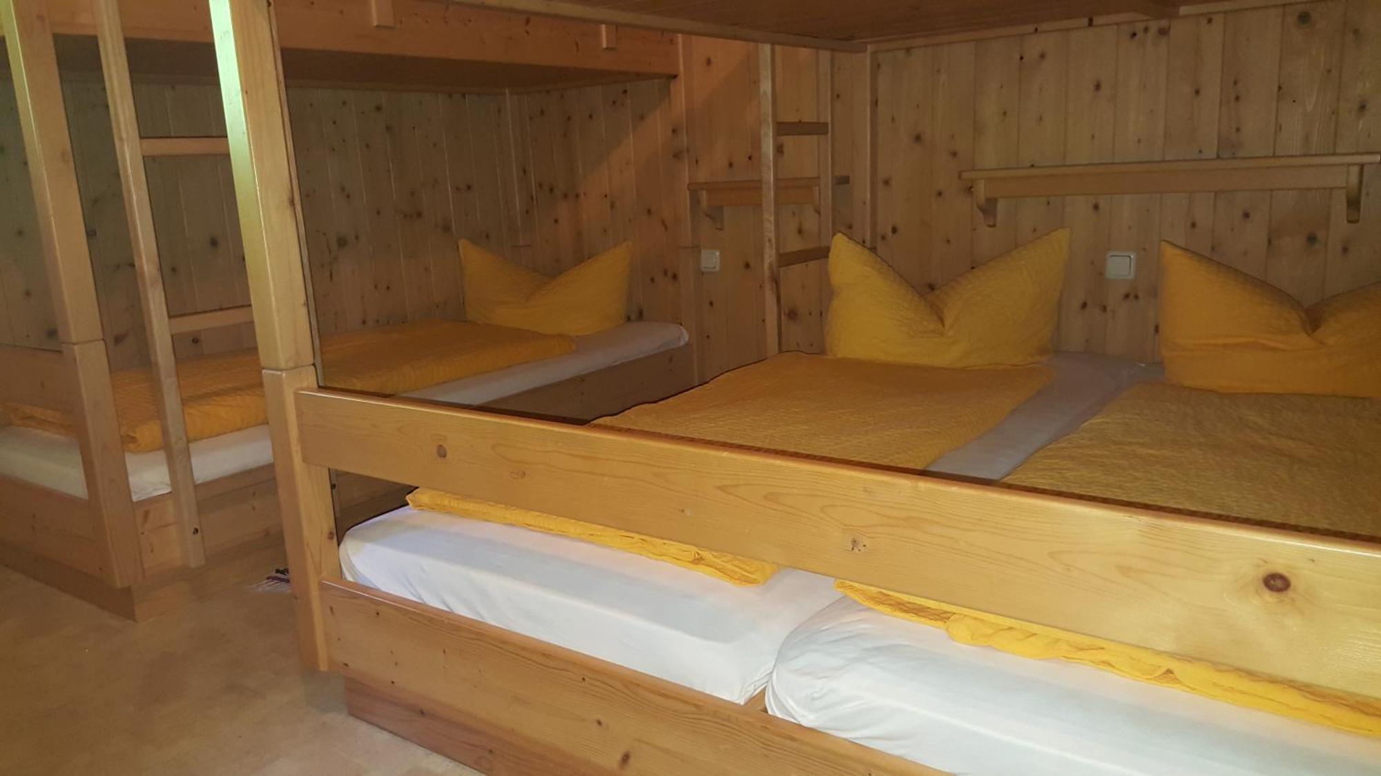 Alpengasthof Brueggele Alberschwende Room photo